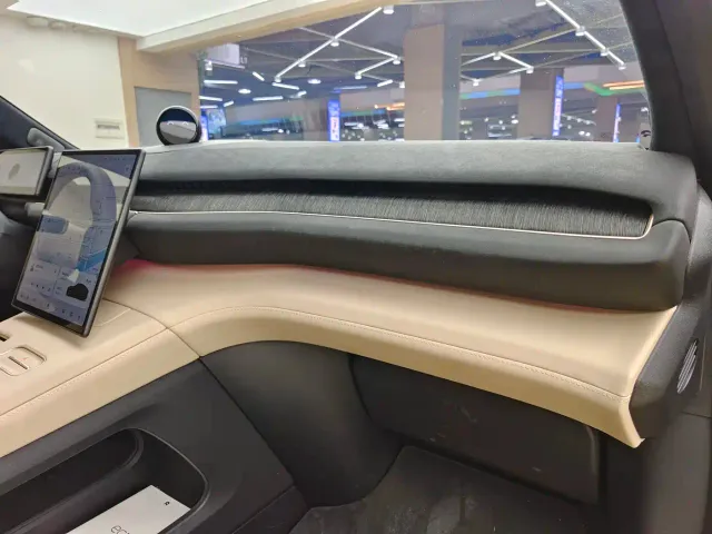 Nio EC7 — Фото автомобиля 24