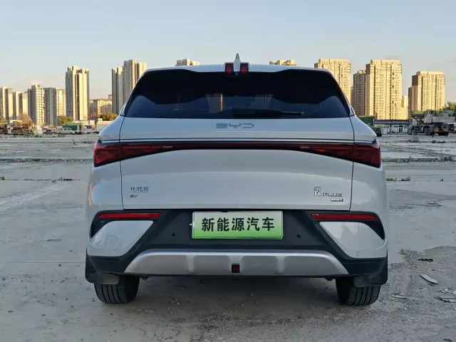 BYD Yuan PLUS — Фото автомобиля 9