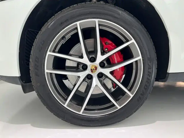 Porsche Macan — Фото автомобиля 18