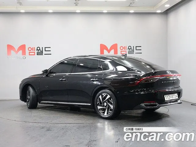 Hyundai Grandeur (New) Hybrid — Фото автомобиля 3