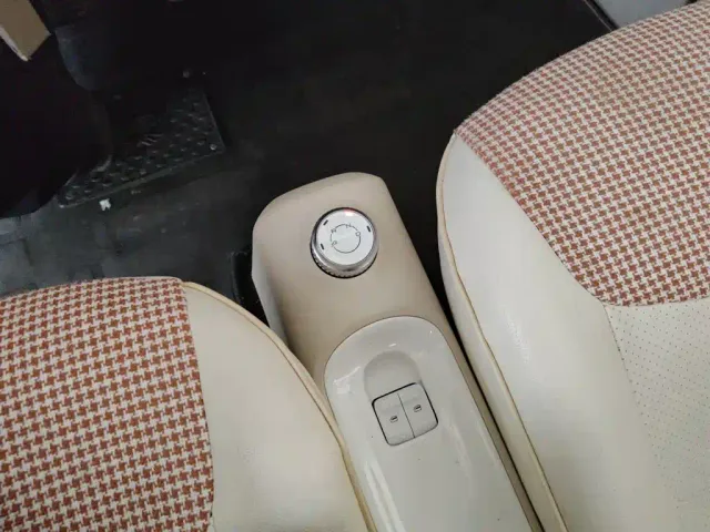 Wuling Hongguang Mini EV — Фото автомобиля 10