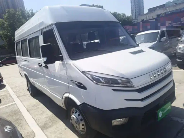 Iveco Daily — Фото автомобиля 3