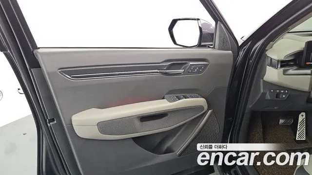 Kia EV9 — Фото автомобиля 25