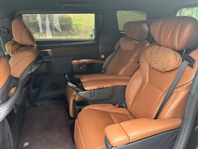 Toyota Vellfire — Фото автомобиля 4