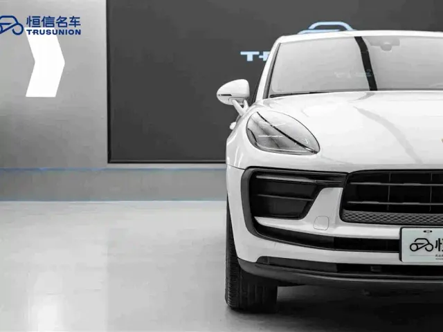 Porsche Macan — Фото автомобиля 8