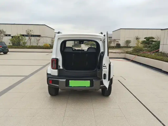 Baojun Yep — Фото автомобиля 18