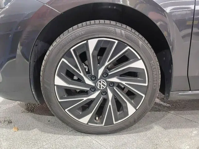 Volkswagen Sagitar — Фото автомобиля 15