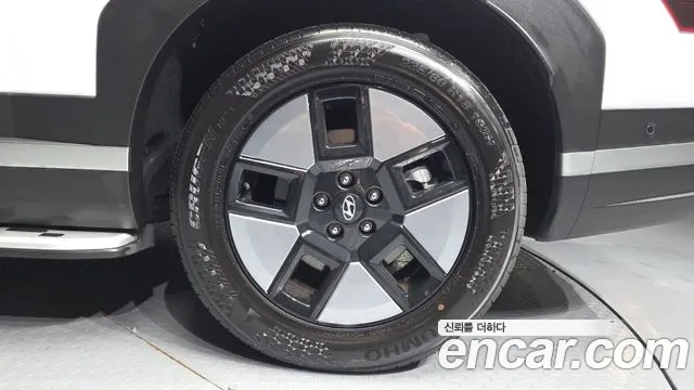 Hyundai Santafe — Фото автомобиля 18