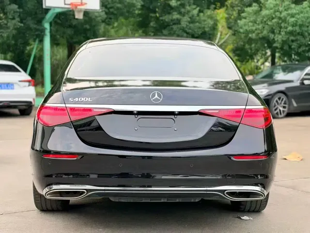 Mercedes-Benz S-Class — Фото автомобиля 8