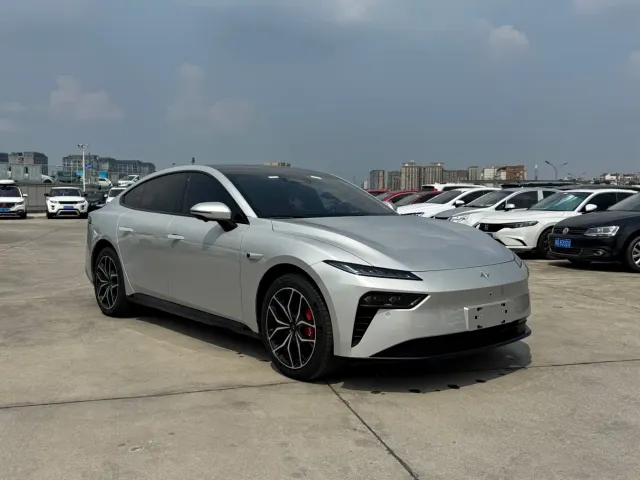 Dongfeng eπ 007 — Фото автомобиля 4