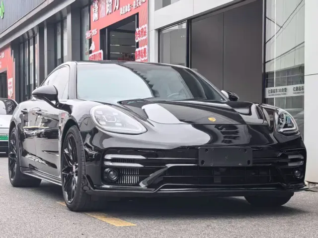 Porsche Panamera — Фото автомобиля 3