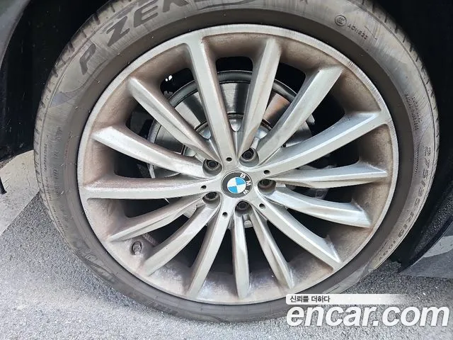 BMW 5-Series 5 серия (G30) 530i xDrive Luxury — Фото автомобиля 5