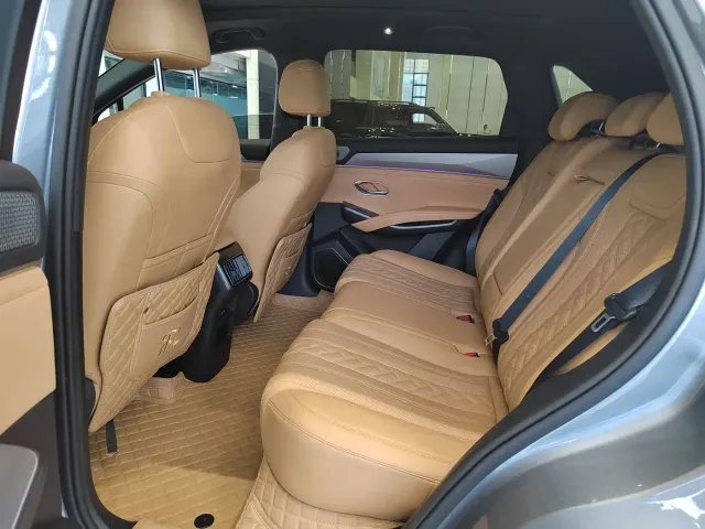 BYD Song L DM-i — Фото автомобиля 11