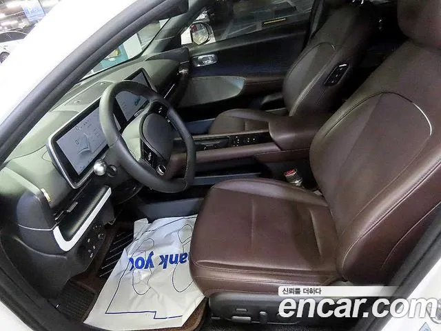 Hyundai Ioniq 6 — Фото автомобиля 10