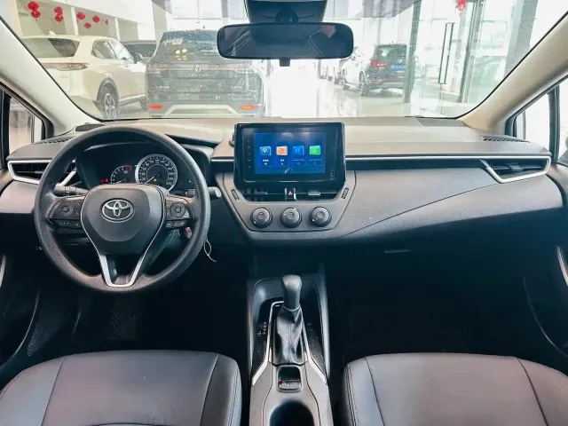 Toyota Corolla — Фото автомобиля 10