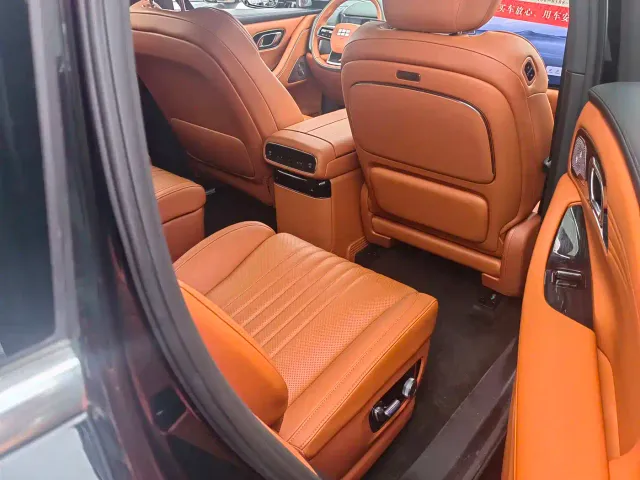 Geely Galaxy M9 — Фото автомобиля 7