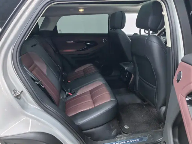 Land Rover Range Rover Evoque — Фото автомобиля 10