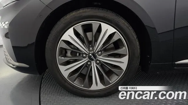 Kia K8 3.5 Бензин 2WD — Фото автомобиля 2