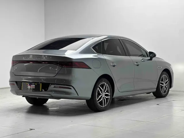 BYD Qin PLUS — Фото автомобиля 6
