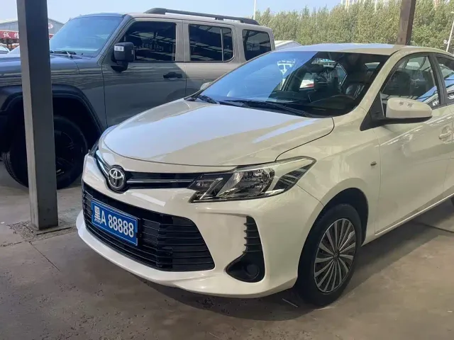 Фотография автомобиля — Toyota Vios