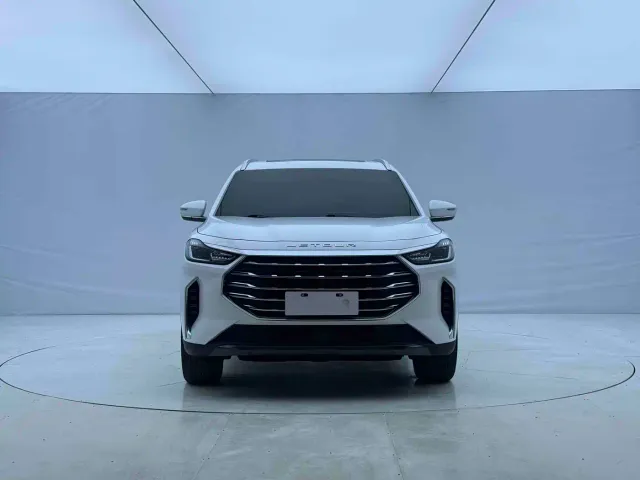 Jetour X70 Plus — Фото автомобиля 2