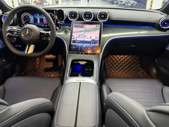 Mercedes-Benz C-Class — Фото автомобиля 4