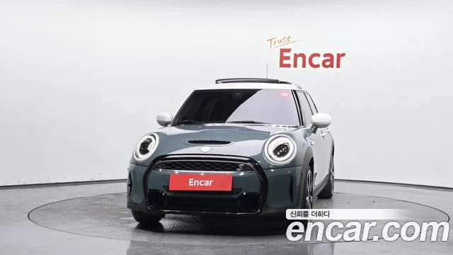 Mini Cooper — Фото автомобиля 3