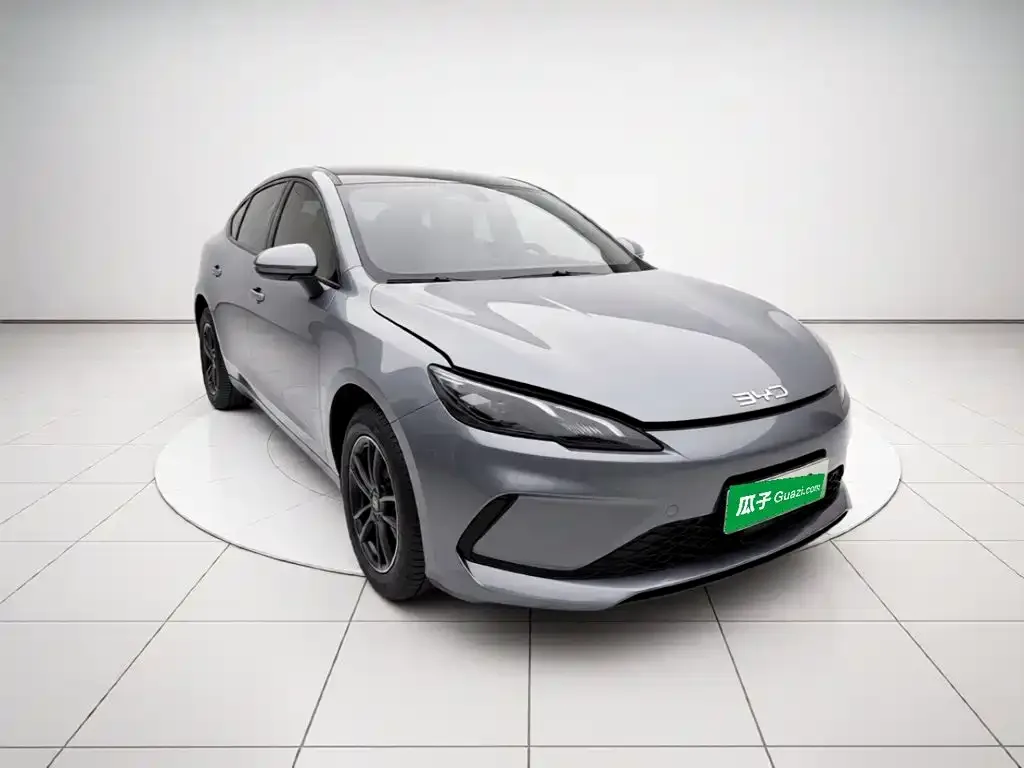 BYD Hai Bao 05 DM-i 2026 DM-i 128KM Luxury — Фото автомобиля 3