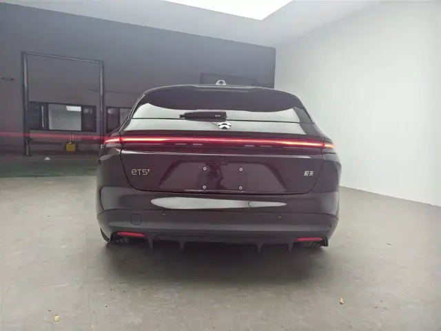 Nio ET5 Touring — Фото автомобиля 5