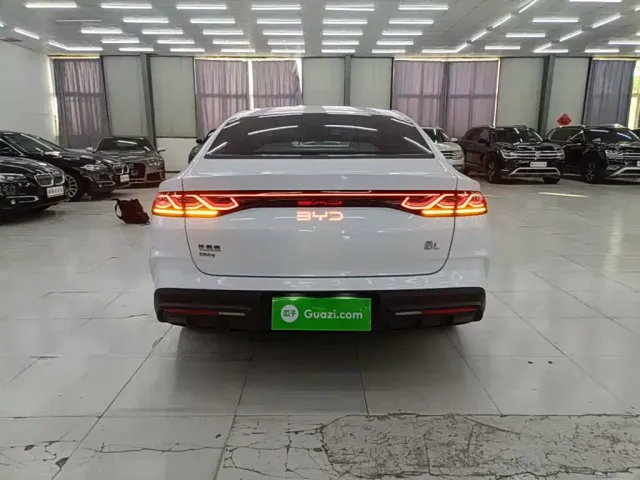 BYD Qin L — Фото автомобиля 5