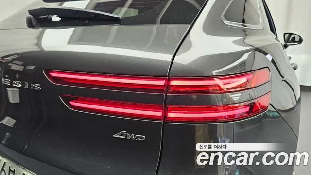 Genesis GV70 — Фото автомобиля 8