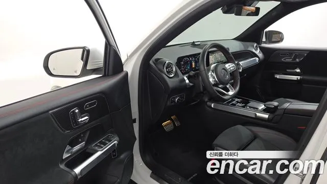 Mercedes-Benz GLB-Class — Фото автомобиля 9