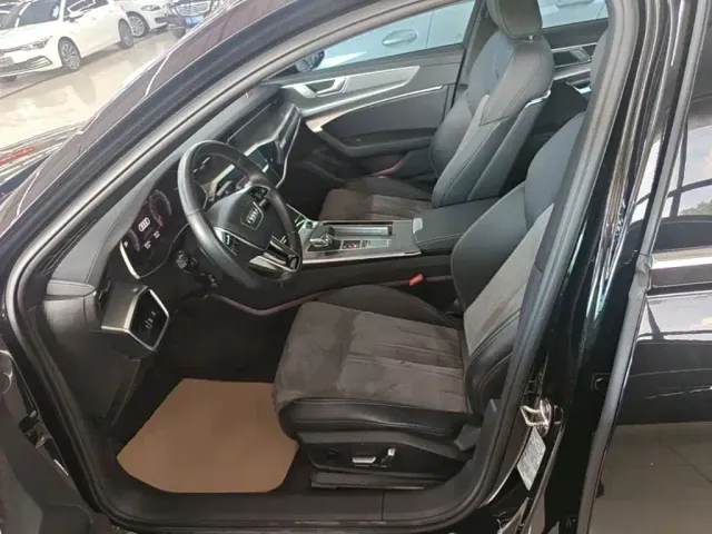Audi A6L — Фото автомобиля 14