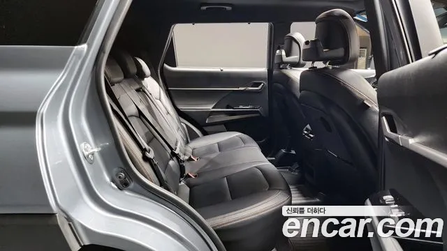 KG_Mobility_Ssangyong Torres Torres EVX — Фото автомобиля 12
