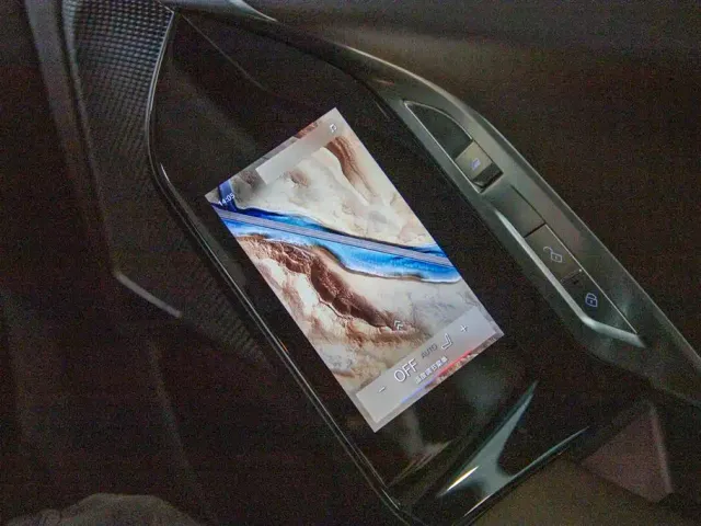 BMW 7 Series — Фото автомобиля 18