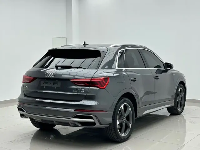 Audi Q3 — Фото автомобиля 4