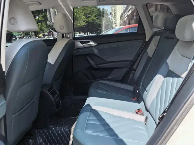 Volkswagen Tharu — Фото автомобиля 7