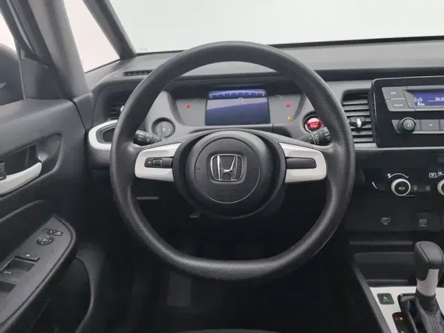 Honda Fit — Фото автомобиля 11