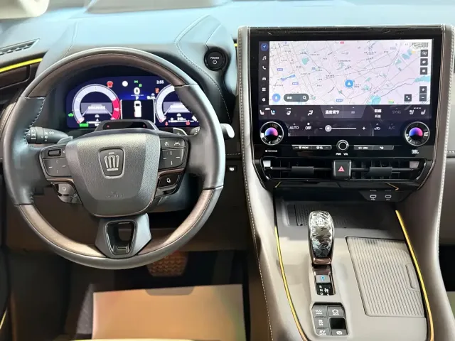 Toyota Vellfire — Фото автомобиля 14