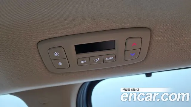 Kia Carnival Generation 4 — Фото автомобиля 30