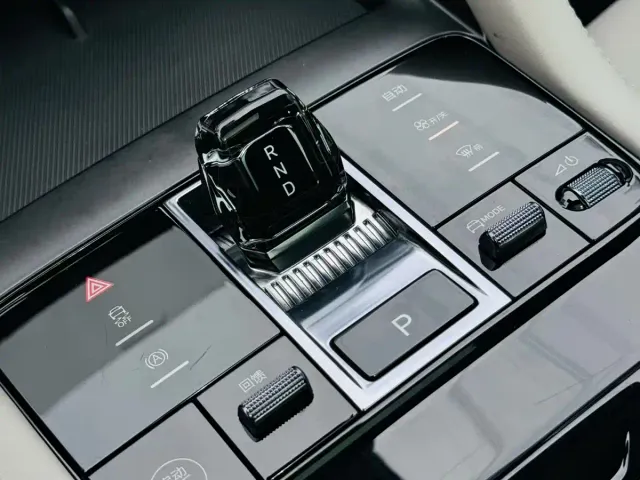 BYD Song PLUS — Фото автомобиля 6
