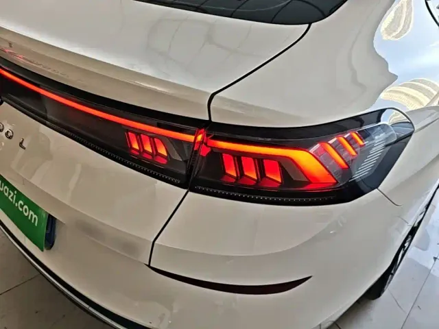 Volkswagen Lamando — Фото автомобиля 7