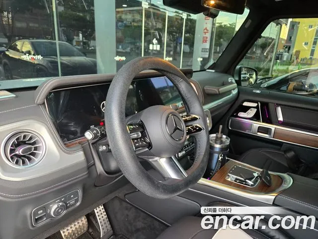Mercedes-Benz G-Class — Фото автомобиля 3
