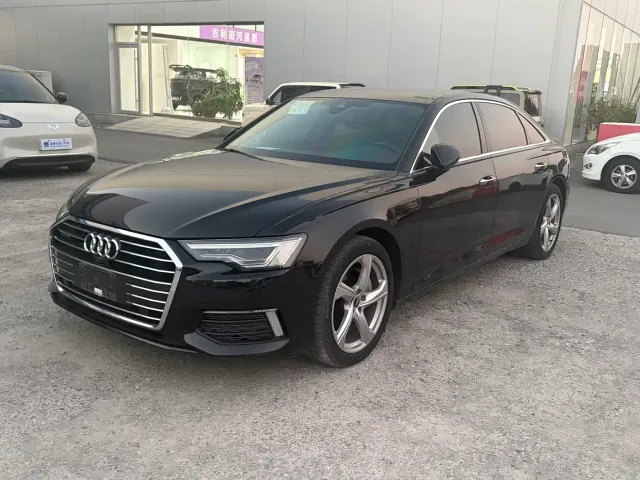 Фотография автомобиля — Audi A6L