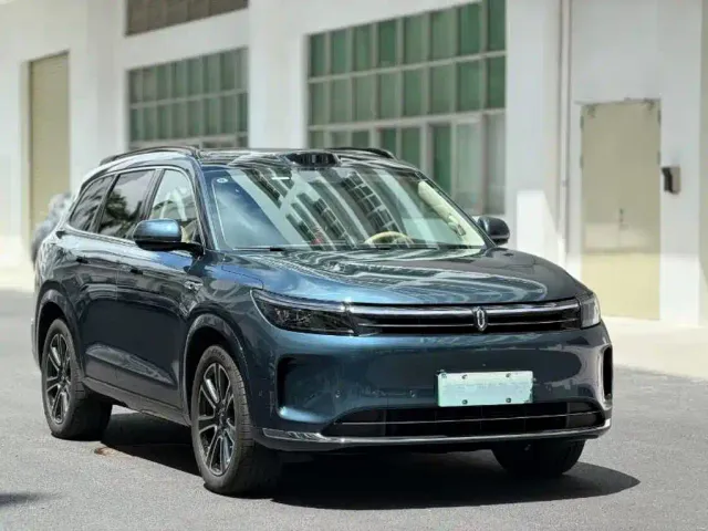 Aito M7 — Фото автомобиля 3