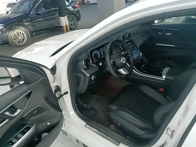 Mercedes-Benz C-Class — Фото автомобиля 15