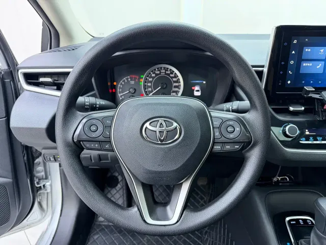 Toyota Corolla — Фото автомобиля 11