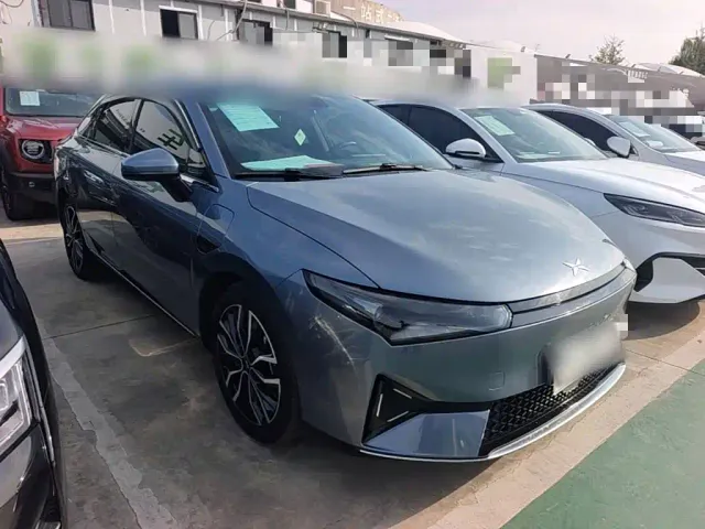 Xpeng P5 — Фото автомобиля 3