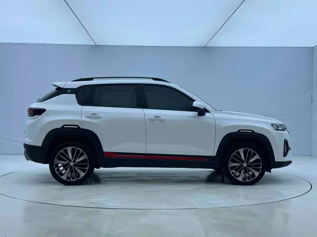 Changan CS35 Plus — Фото автомобиля 7