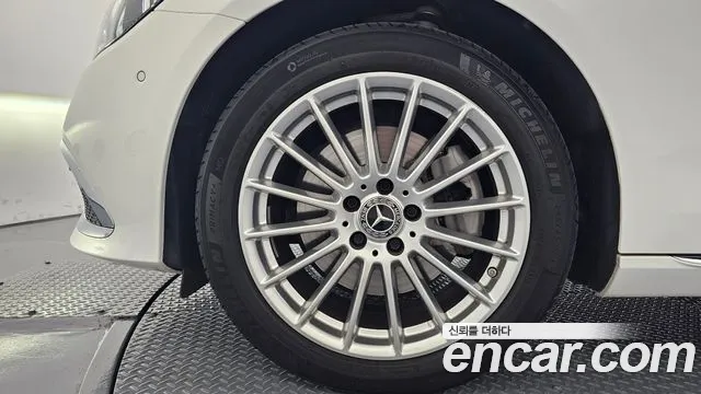 Mercedes-Benz E-Class W213 — Фото автомобиля 4